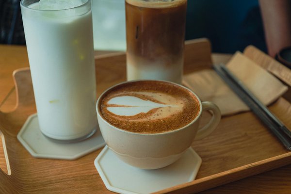 Soin du visage à genève : révéler son éclat entre expertise et bien-être