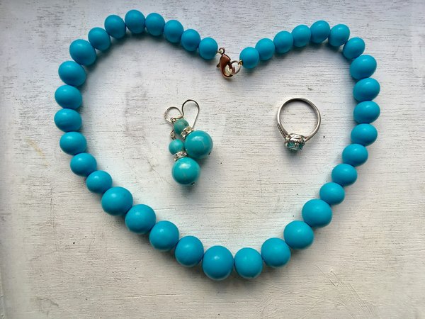 Bijoux turquoise : artisans passionnés au cœur de la méditerranée